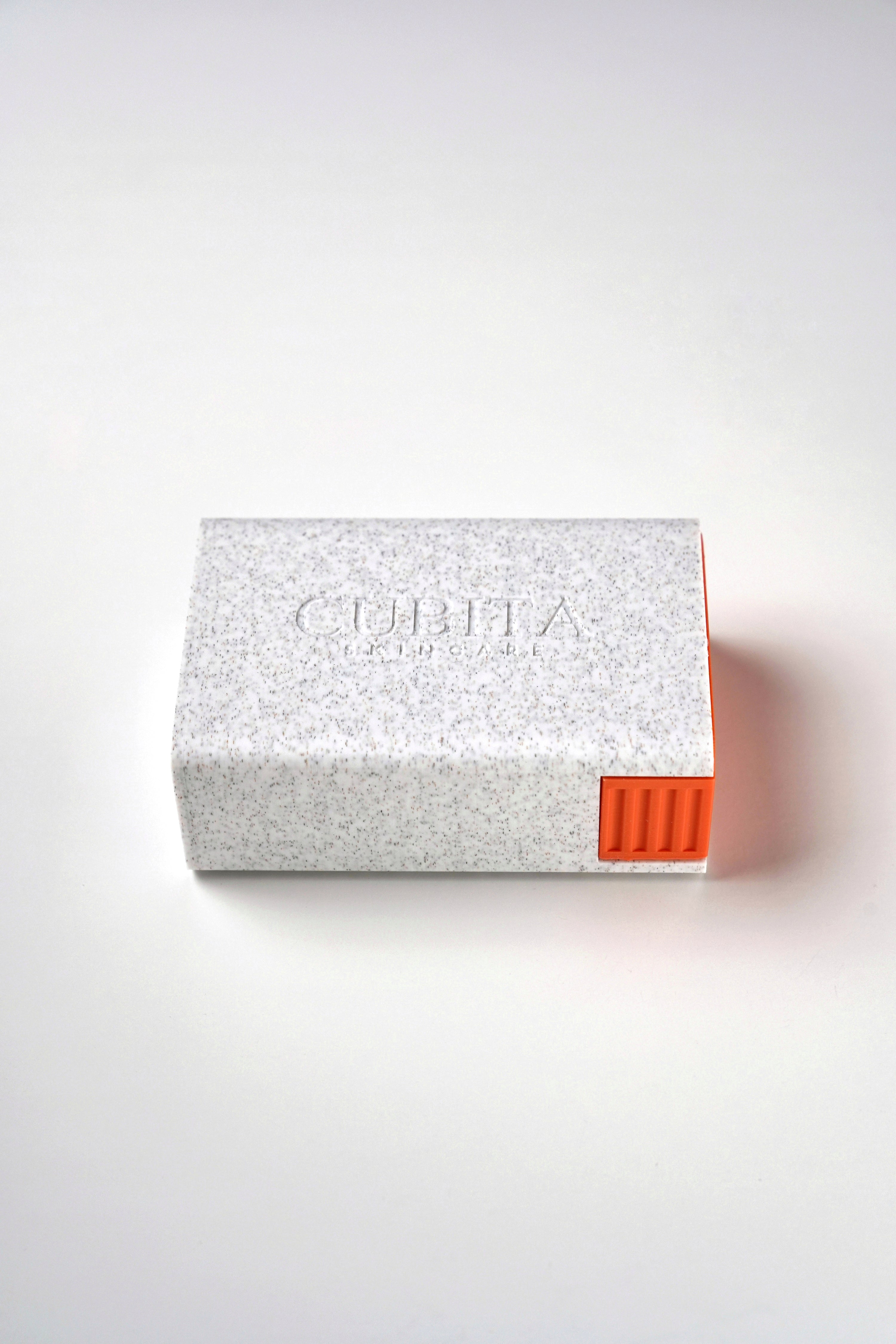 Cubita Skincare Soap / Shampoo Travel Case